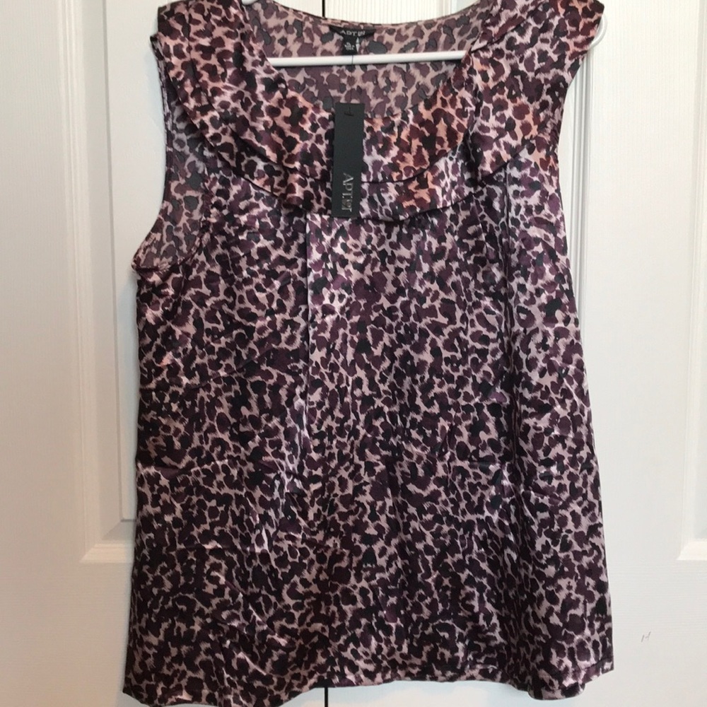 🌟sleeveless blouse from APT.9🌟